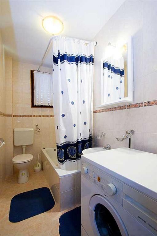 Apartments Si 罗维尼 外观 照片