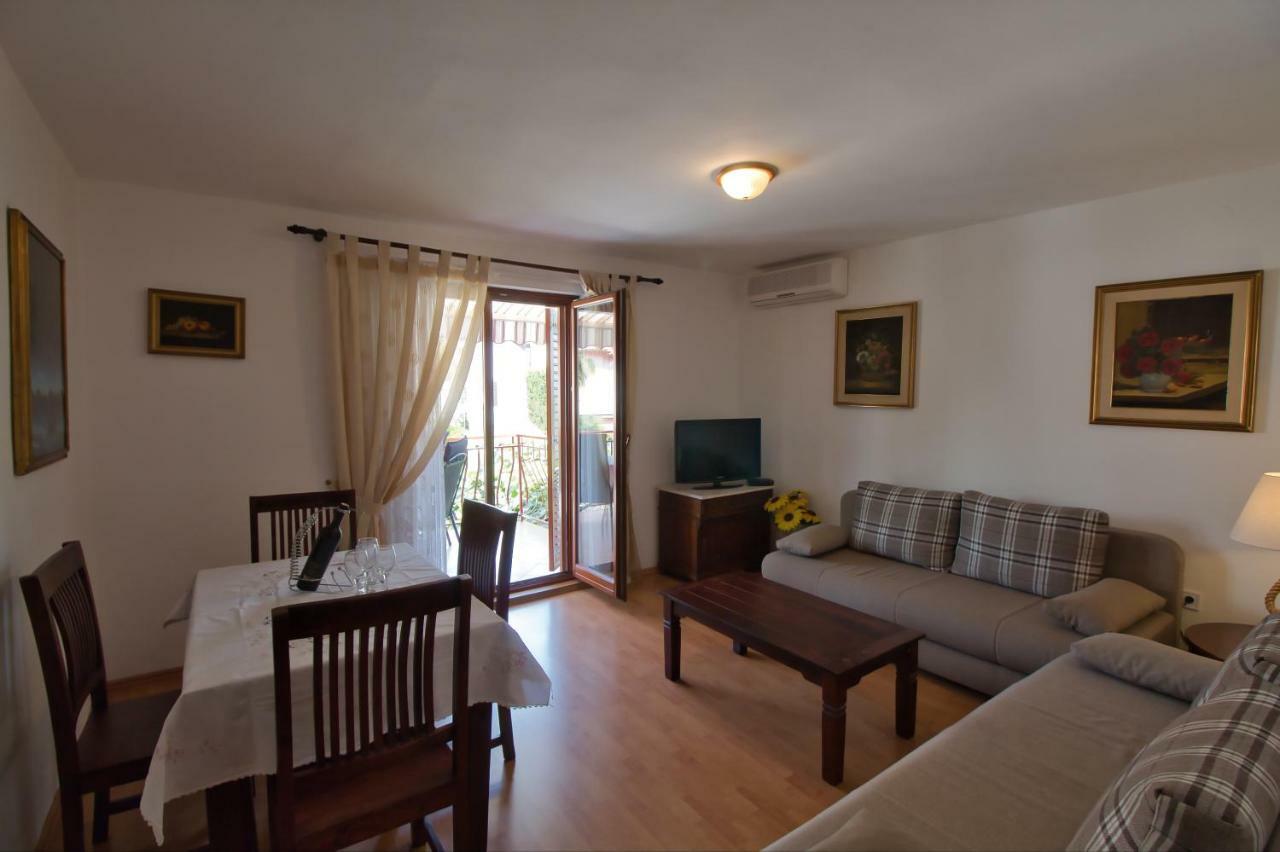 Apartments Si 罗维尼 外观 照片