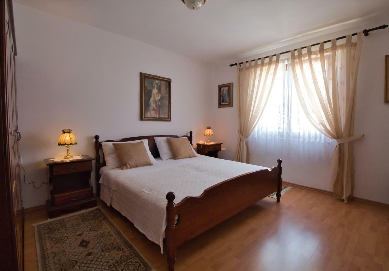 Apartments Si 罗维尼 外观 照片